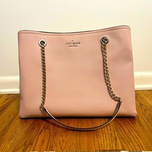 Large Kate spade tote new without tags. Never used!!!